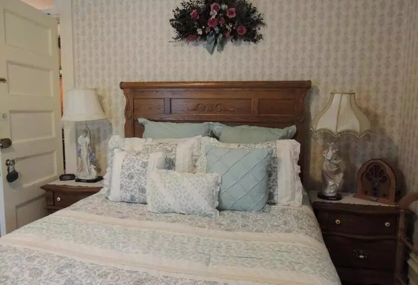 住宿加早餐  Brookview Manor Inn