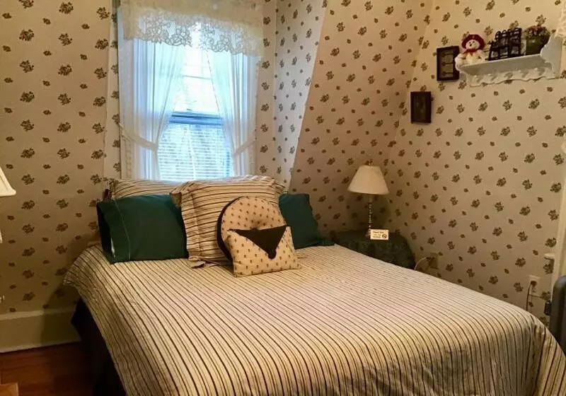 住宿加早餐  Brookview Manor Inn