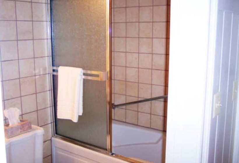 مبيت وإفطار Colonial Inn