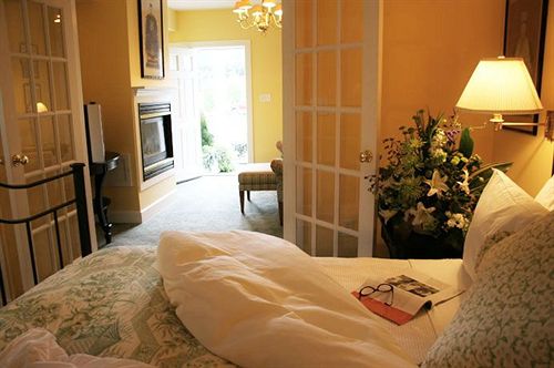 Aamiaismajoitus (B&B) Five Gables Inn And Spa