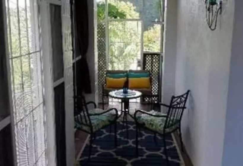 ベッドアンドブレックファースト Hillcrest Guest House