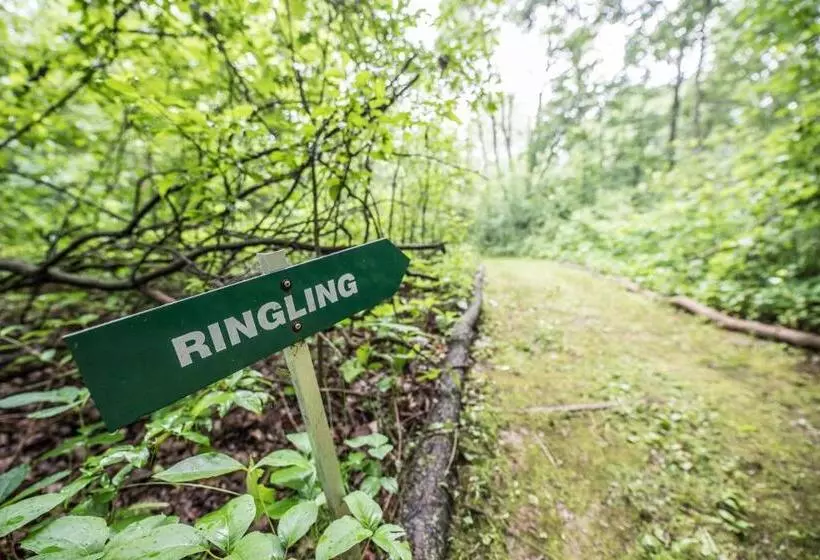 Nocleg ze śniadaniem Inn At Wawanissee Point