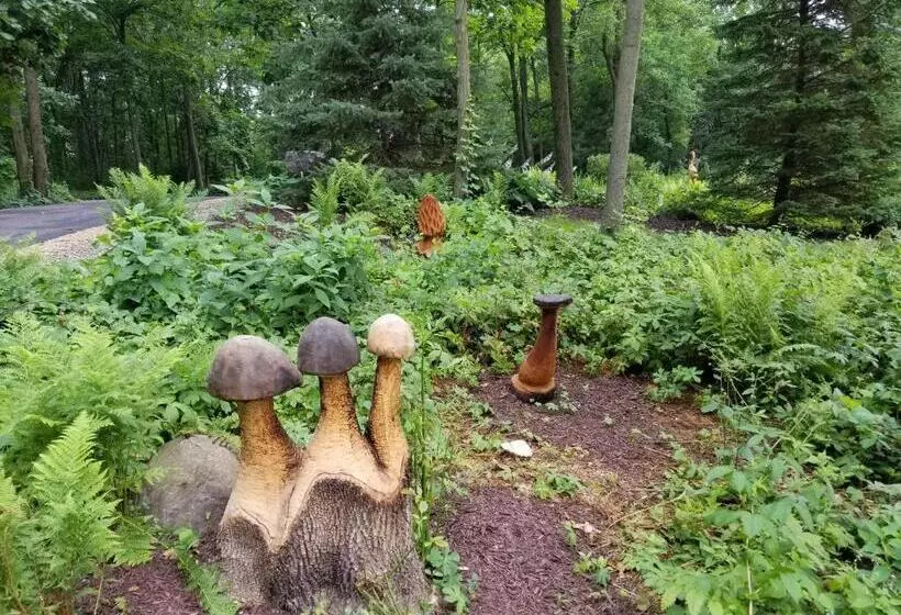 Nocleg ze śniadaniem Inn At Wawanissee Point