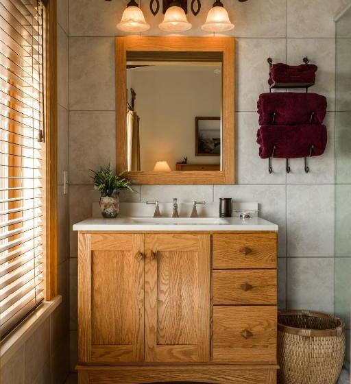 مبيت وإفطار Inn At Wawanissee Point