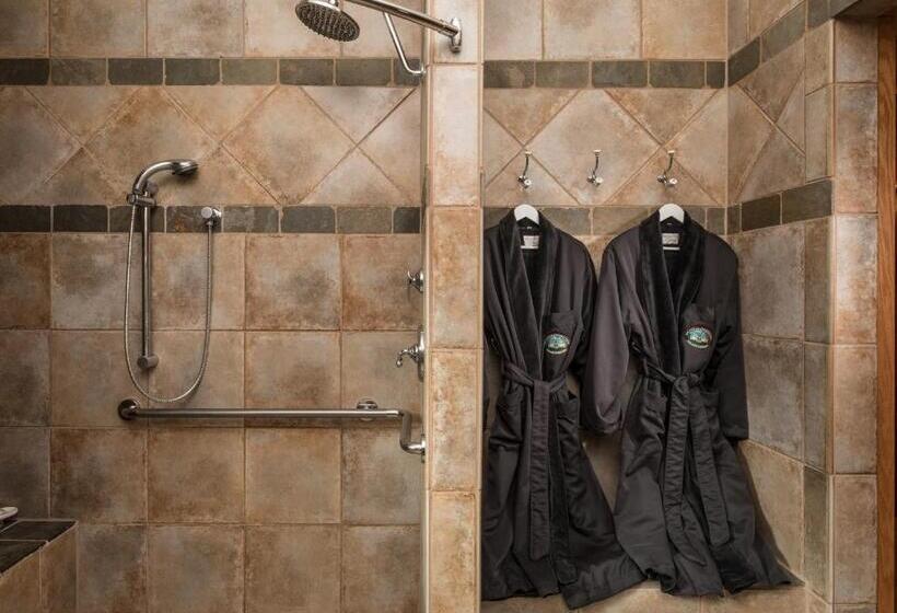 مبيت وإفطار Inn At Wawanissee Point