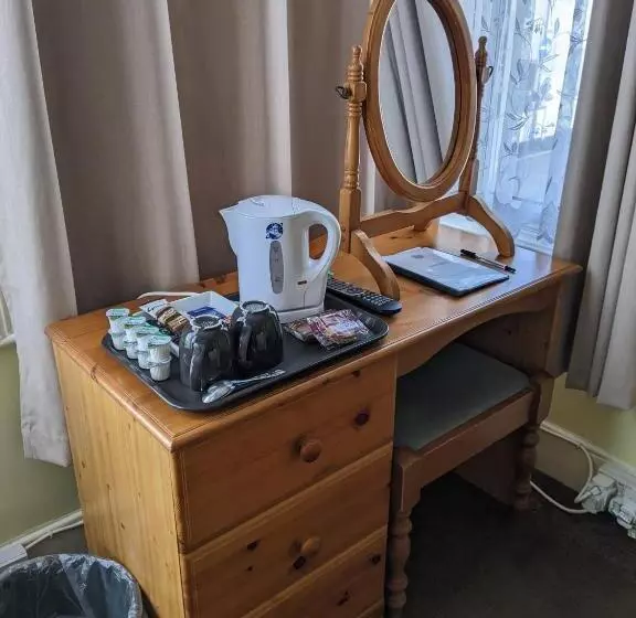 Bed and Breakfast Kingswinford Guest House