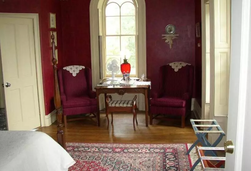 Aamiaismajoitus (B&B) Mayhurst Estate