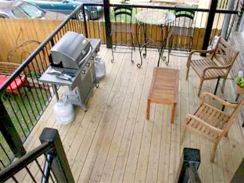 تختخواب و صبحانه Roscoe Village Guesthouse