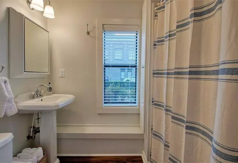 Bed and Breakfast The Baker