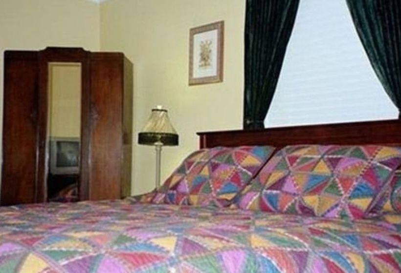 مبيت وإفطار The Continental Inn