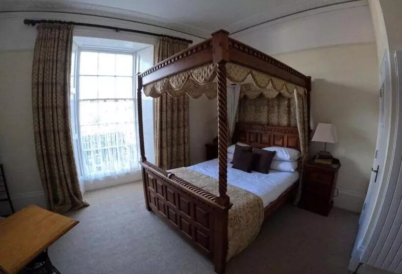 مبيت وإفطار The Grove Falmouth