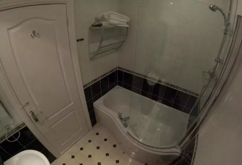 مبيت وإفطار The Grove Falmouth