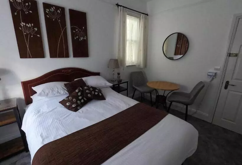 مبيت وإفطار The Grove Falmouth