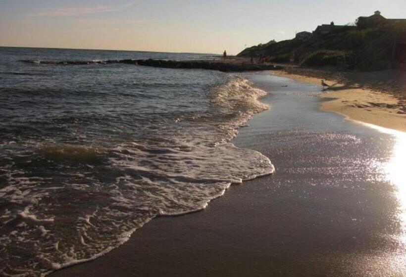 مبيت وإفطار The Inn At Yarmouth Port