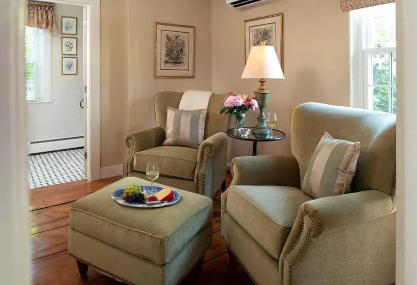 Bed and Breakfast The Inn At Yarmouth Port