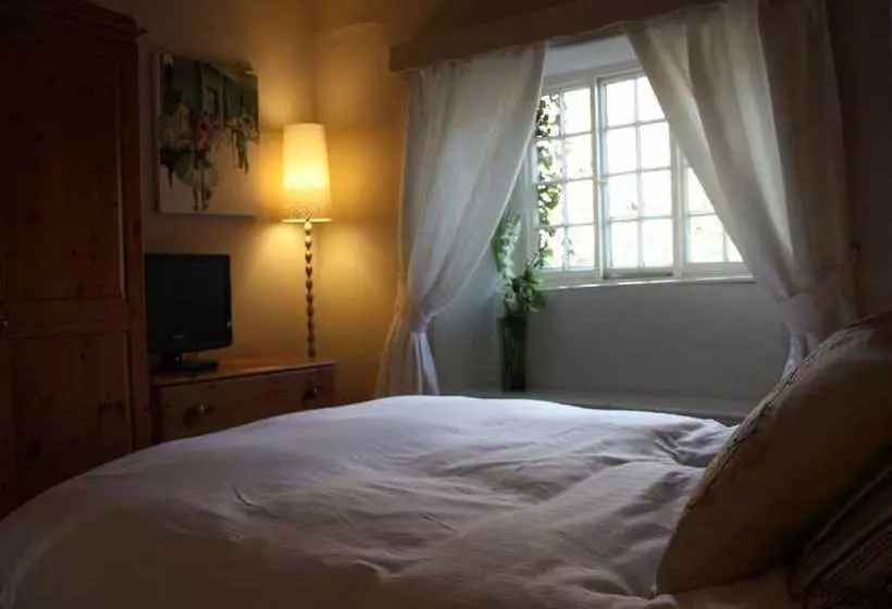 住宿加早餐  The Tower Inn