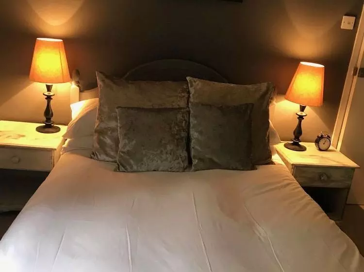 住宿加早餐  The Tower Inn