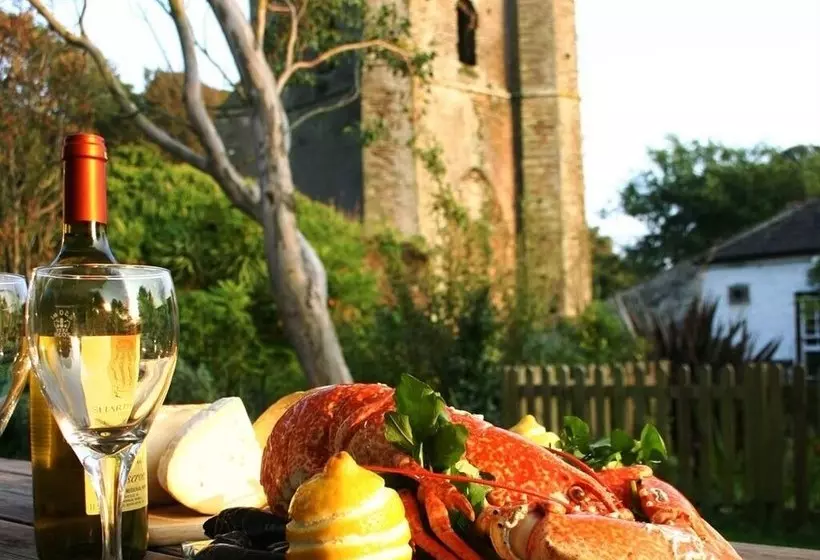 住宿加早餐  The Tower Inn