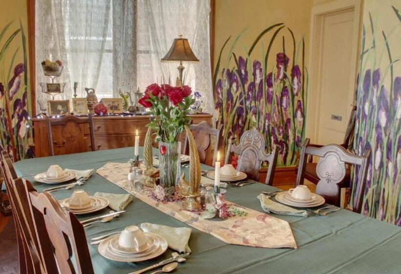 Garden House Bed And Breakfast