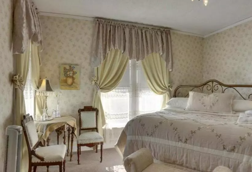 Garden House Bed And Breakfast