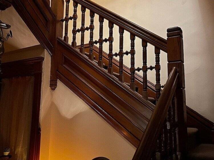 Garden House Bed And Breakfast