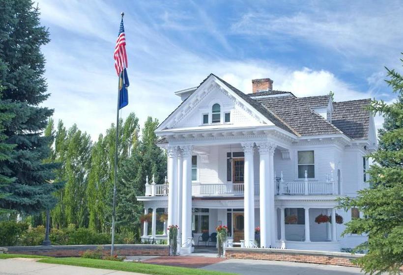 The Gibson Mansion Bed And Breakfast