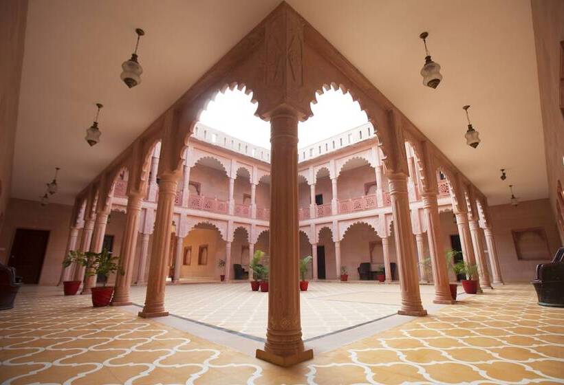 酒店 Dhawala Resort By Aamod