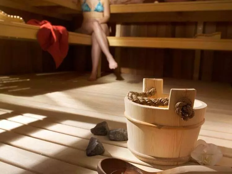 Szálloda Cgh Résidences & Spas La Reine Des Prés