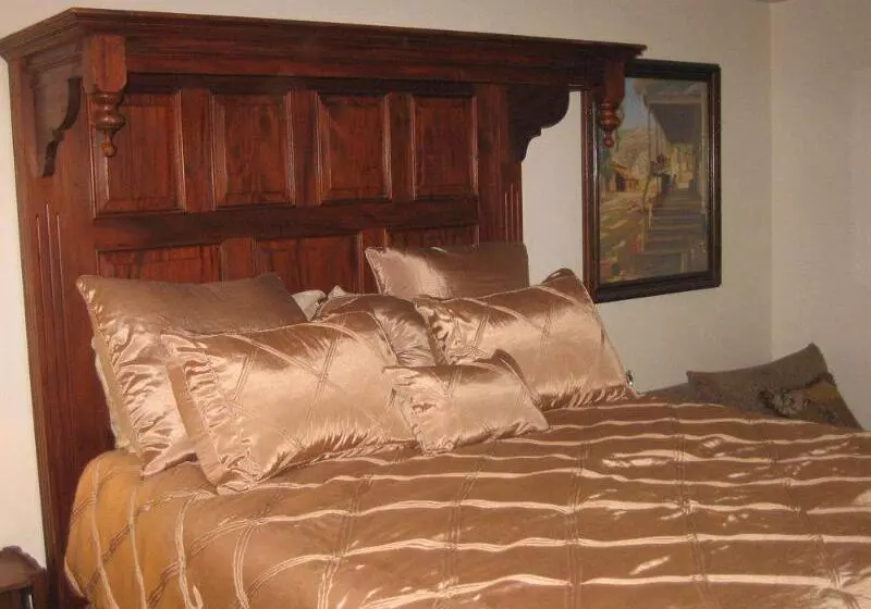 Отель Chantico Inn