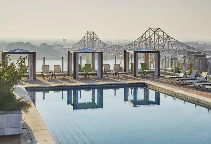 Отель Four Seasons  St Louis