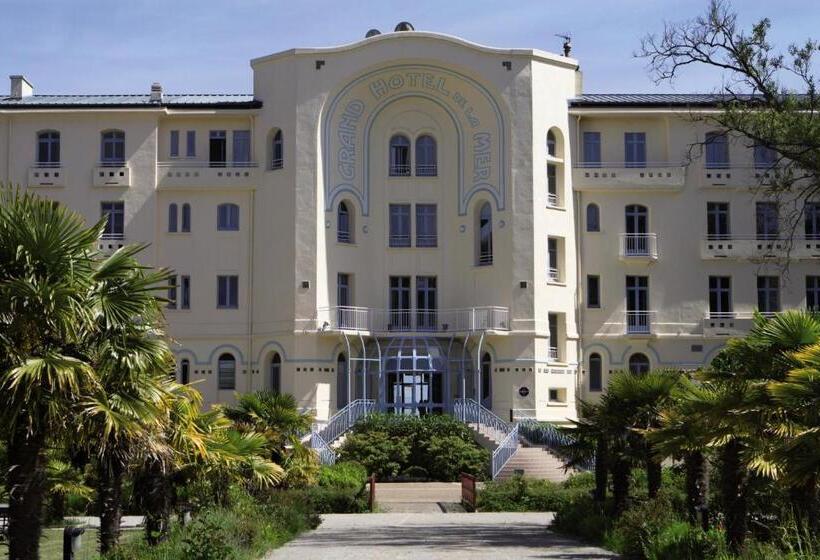 בית מלון כפרי Hôtel Morgat Le Grand Hôtel De La Mer