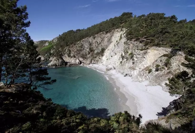 هتل Hôtel Morgat Le Grand Hôtel De La Mer