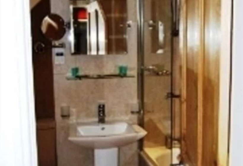 فندق The Kings Arms Inn