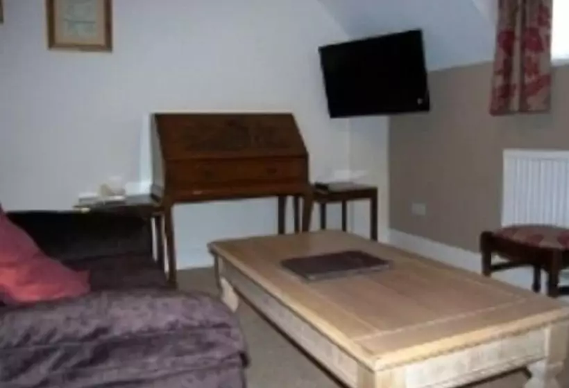 בית מלון כפרי The Kings Arms Inn