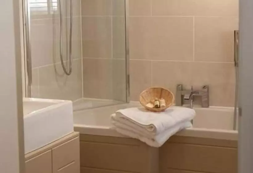 호텔 The Sparsholt Barn