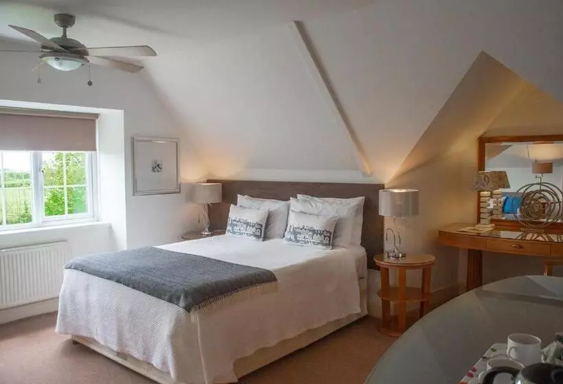 Пансион Higher Faugan Parc