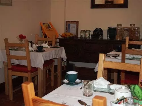 Bed and Breakfast Pig Of Lead