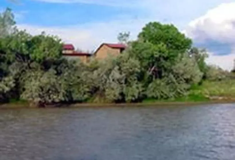 Silver River Adobe Inn Bed And Breakfast