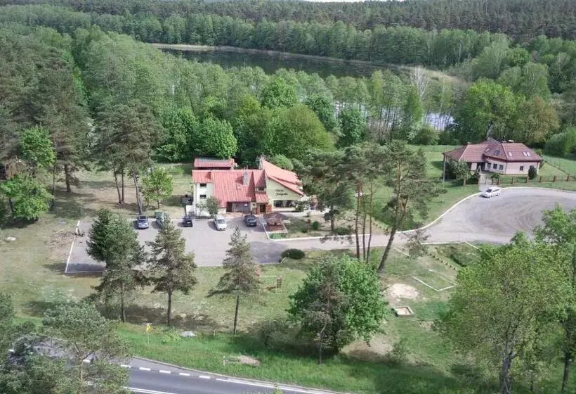 ユースホステル Oberża Kniejówka