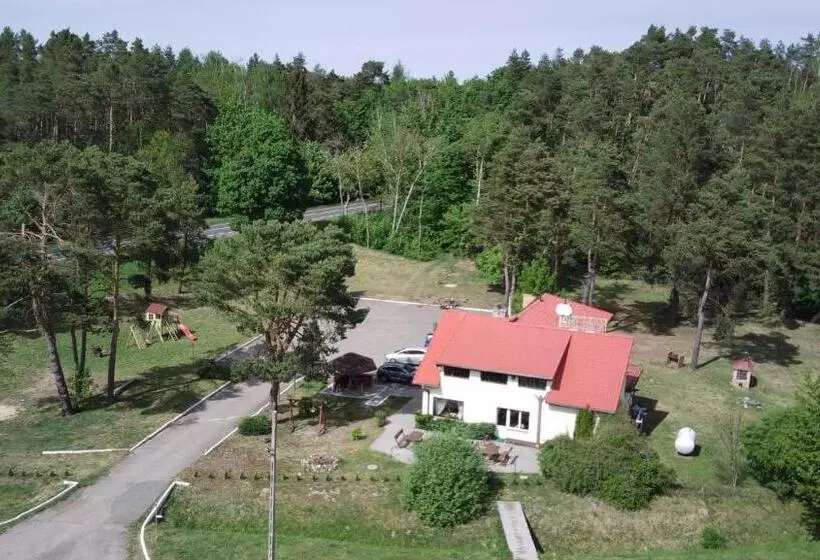 ユースホステル Oberża Kniejówka