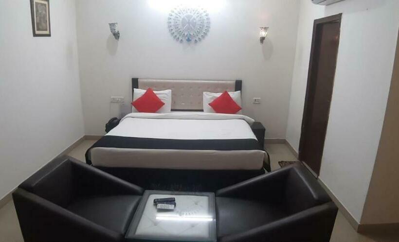 Elegance Resort Vrindavan