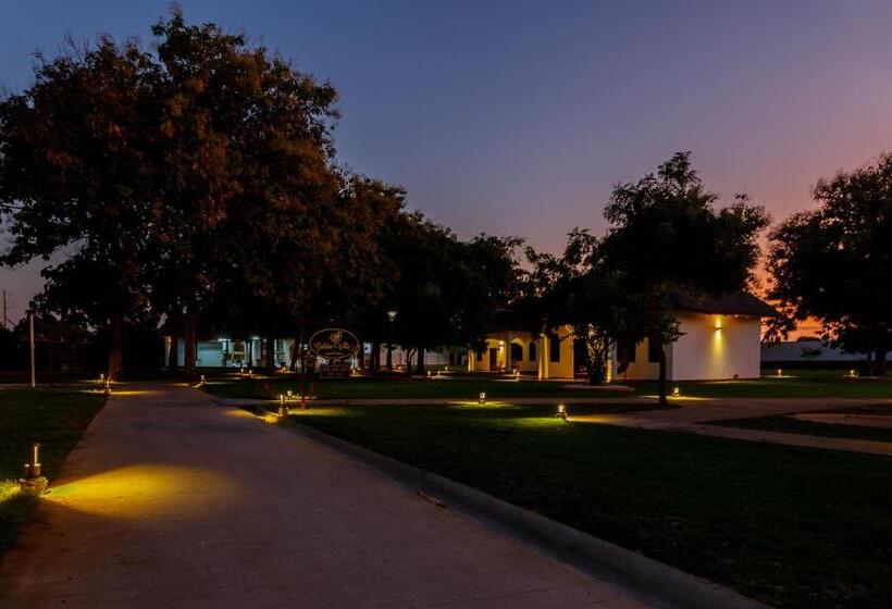 هتل Aya Sophia Villa Garden