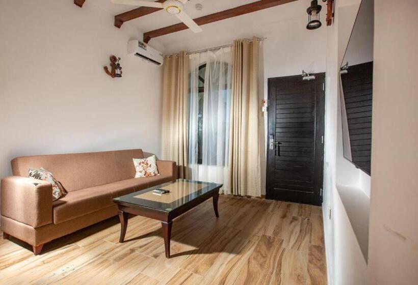 هتل Aya Sophia Villa Garden