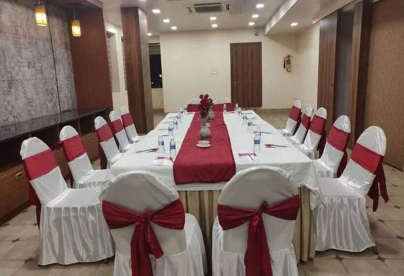 Hotelli Chinmaye Inn
