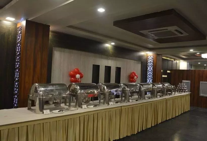Hotelli Chinmaye Inn
