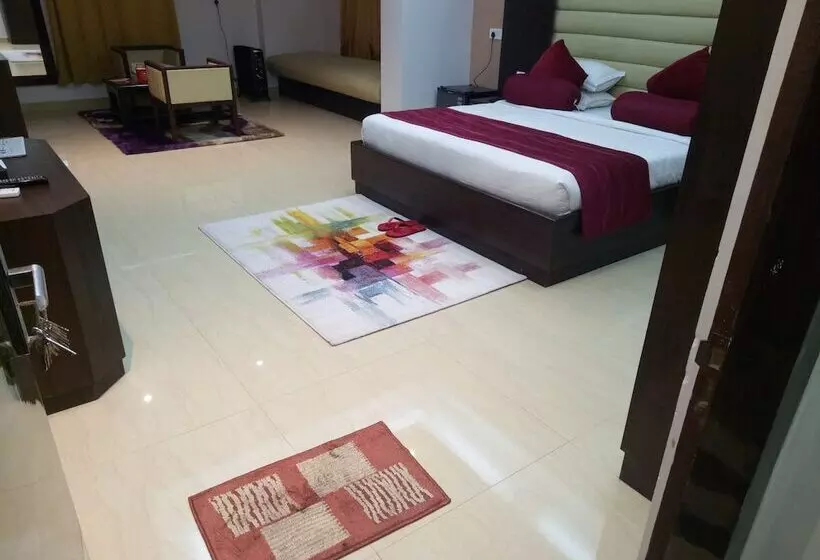 Hotelli Chinmaye Inn