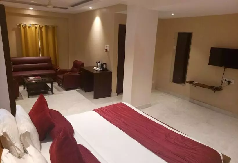 Hotelli Chinmaye Inn