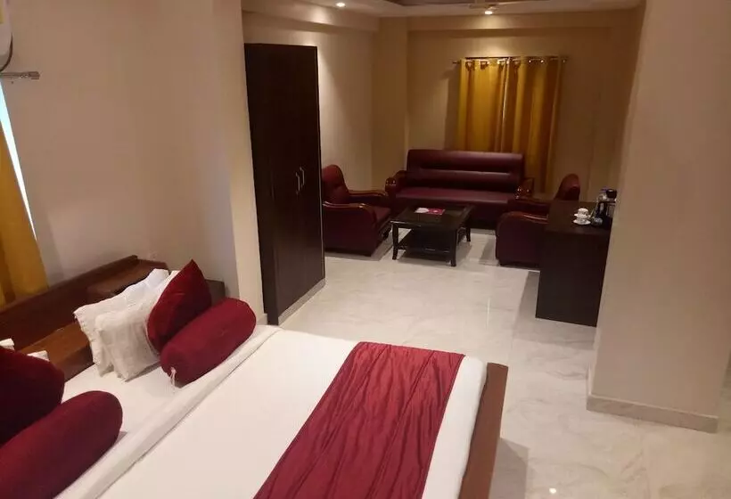 Hotelli Chinmaye Inn