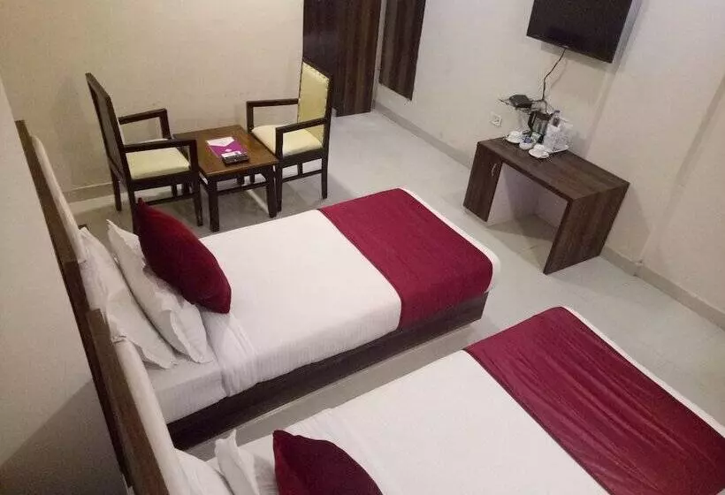 Hotelli Chinmaye Inn