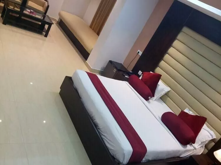 Hotelli Chinmaye Inn